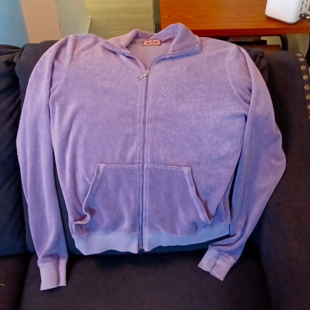 JUICY COUTURE - (LARGE) LAVENDER VELOUR JACKETS